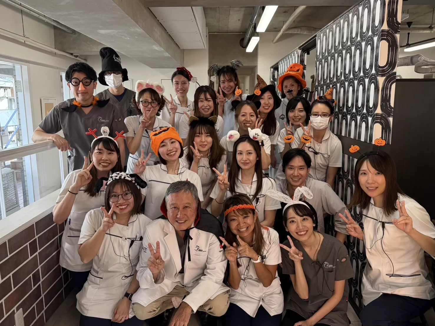 お子さまが興味を持ってご自分から進んでケアできるよう、キッズクラブやシーズンイベントでサポートしています。